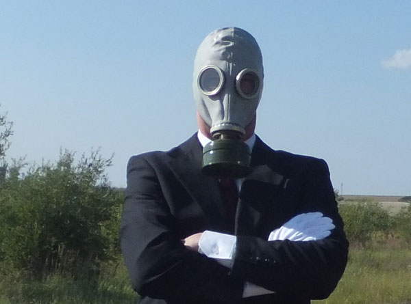 Dustin in gas mask